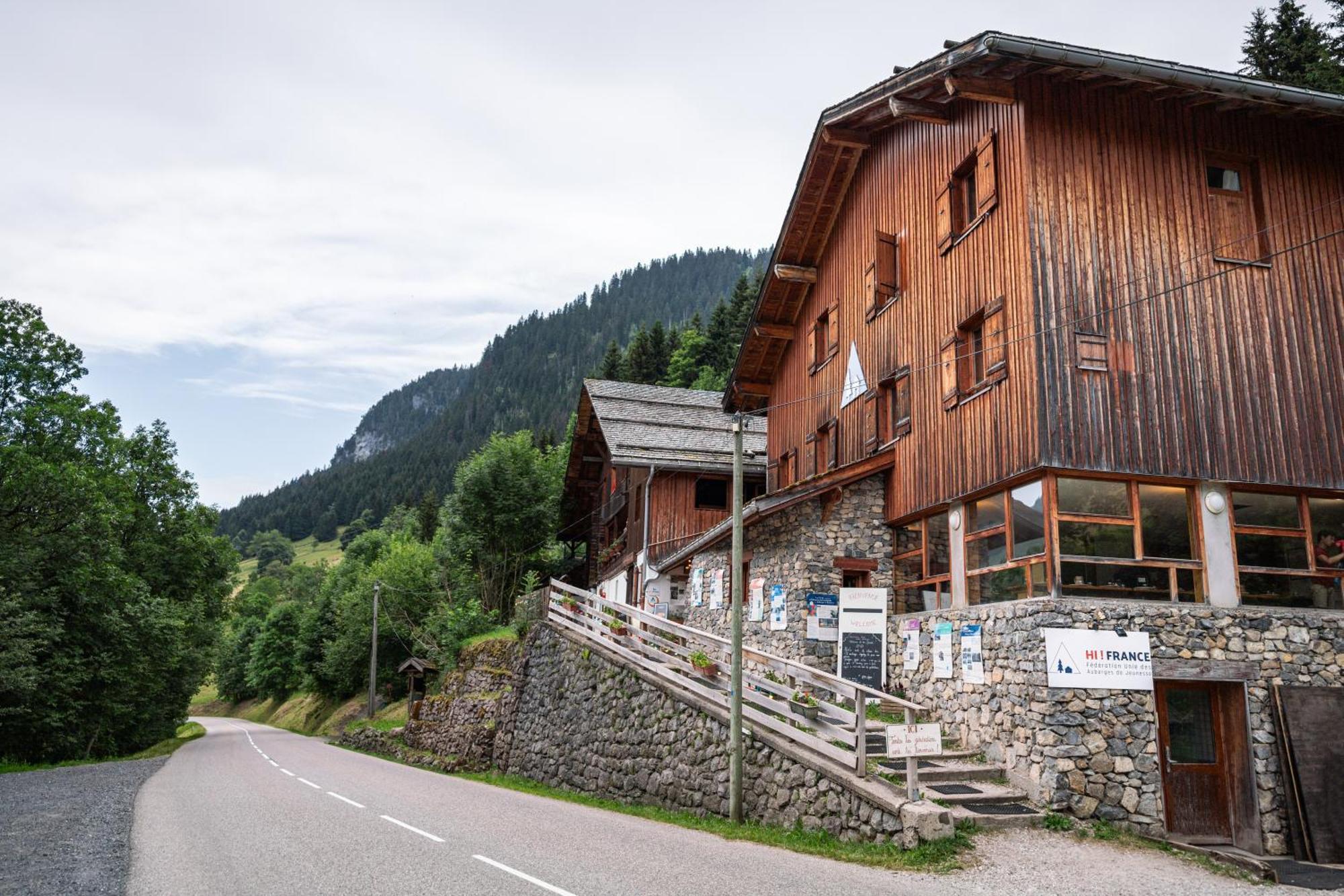 Auberge De Jeunesse Hi La Clusaz Exterior photo